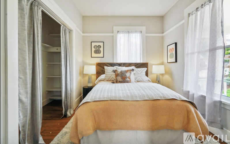 4215 Lincoln Ave, Unit A Rental photo 3